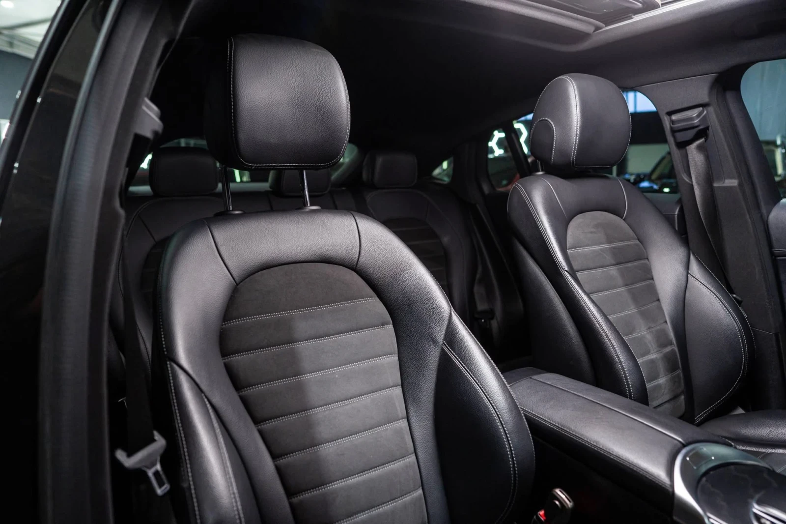 Mercedes-Benz GLC 300 D COUPE 4MATIC SPORT LINE LED NAVI ЛИЗИНГ 100%, снимка 14 - Автомобили и джипове - 55047521