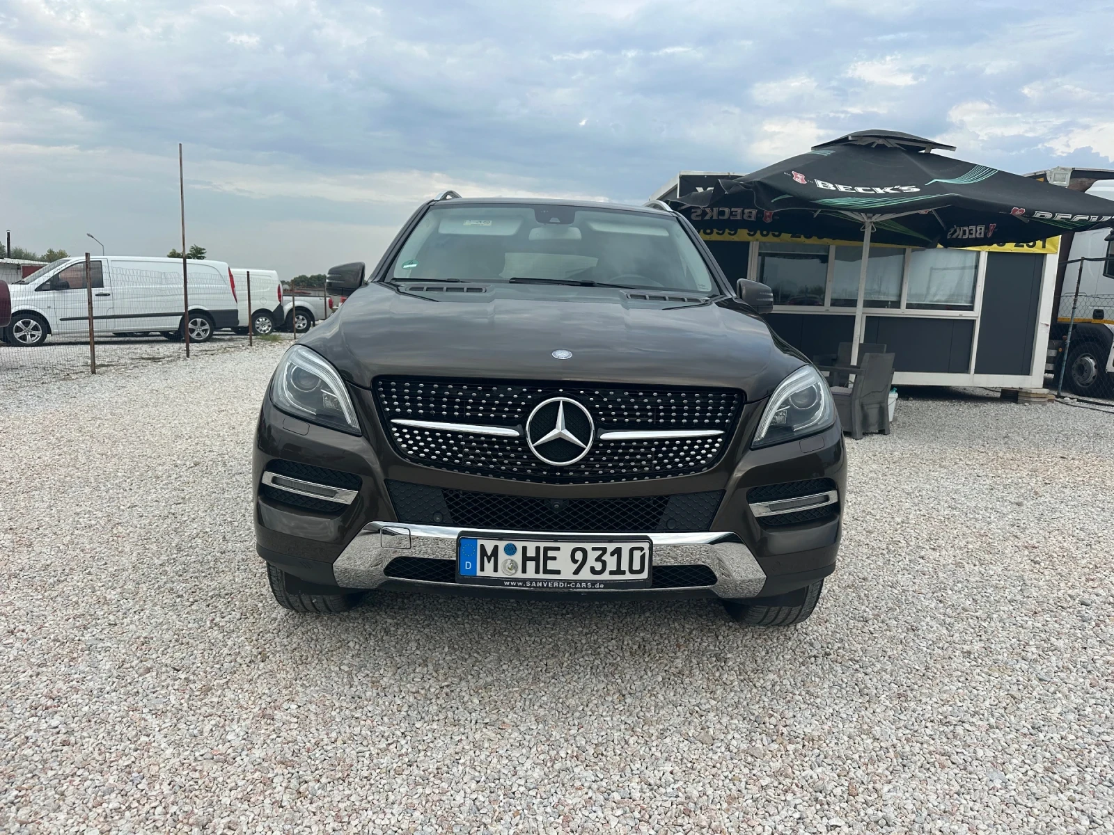 Mercedes-Benz ML 350 CDI, 360  КАМЕРА, НА ПРУЖИНИ, ТОП!, снимка 2 - Автомобили и джипове - 56045545