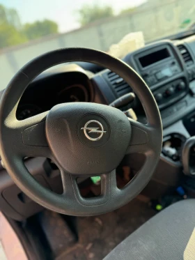 Opel Vivaro 1.6dciR9M 120hp MAXI, снимка 10