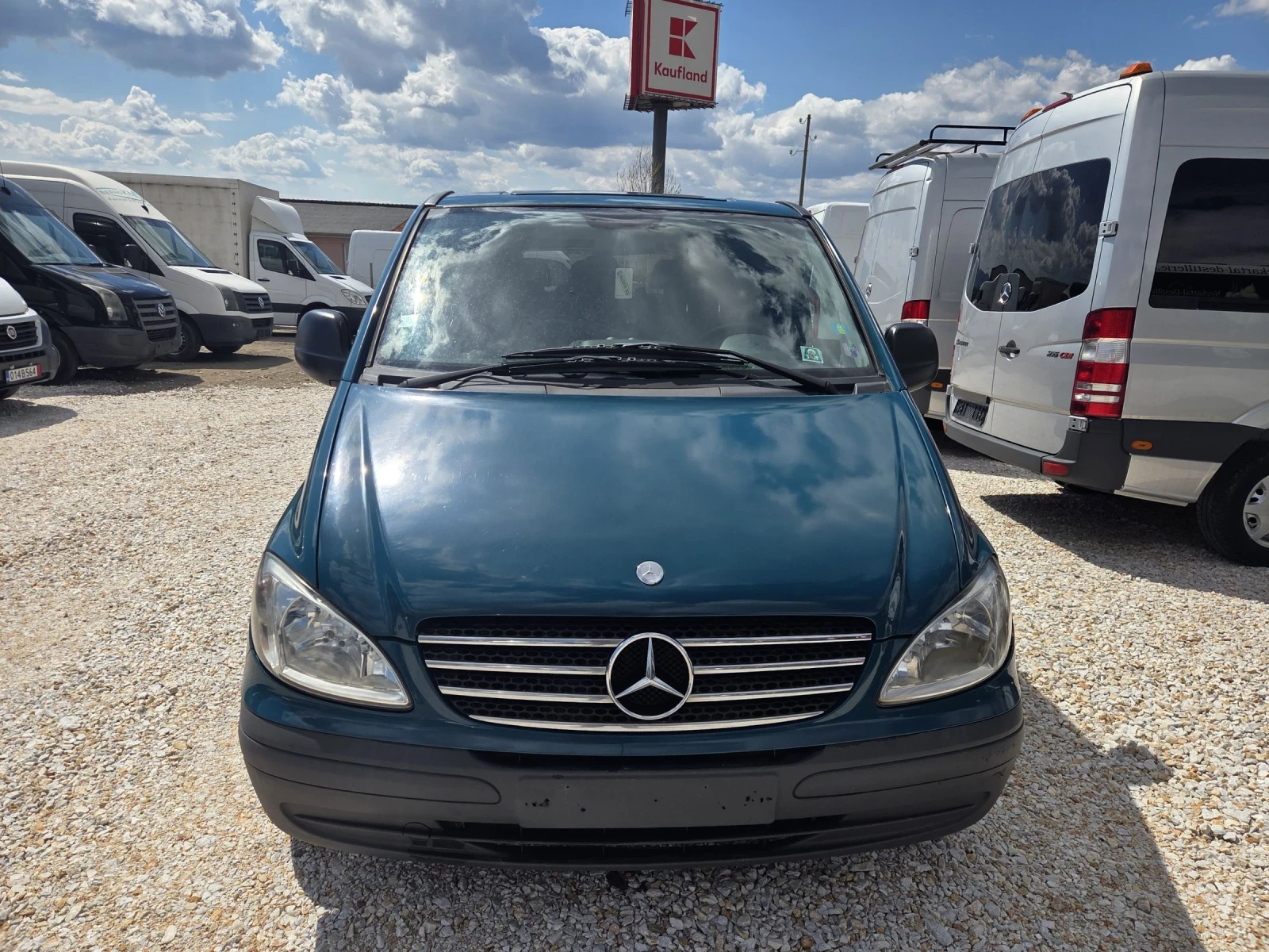Mercedes-Benz Vito 8+ 1места, снимка 2 - Бусове и автобуси - 54098857