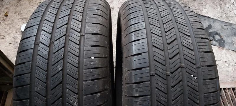 Гуми Всесезонни 255/55R18, снимка 1 - Гуми и джанти - 30950847