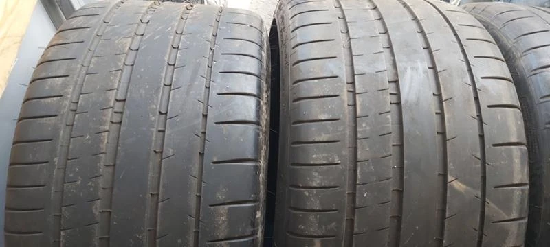 Гуми Летни 245/35R20, снимка 2 - Гуми и джанти - 33054598