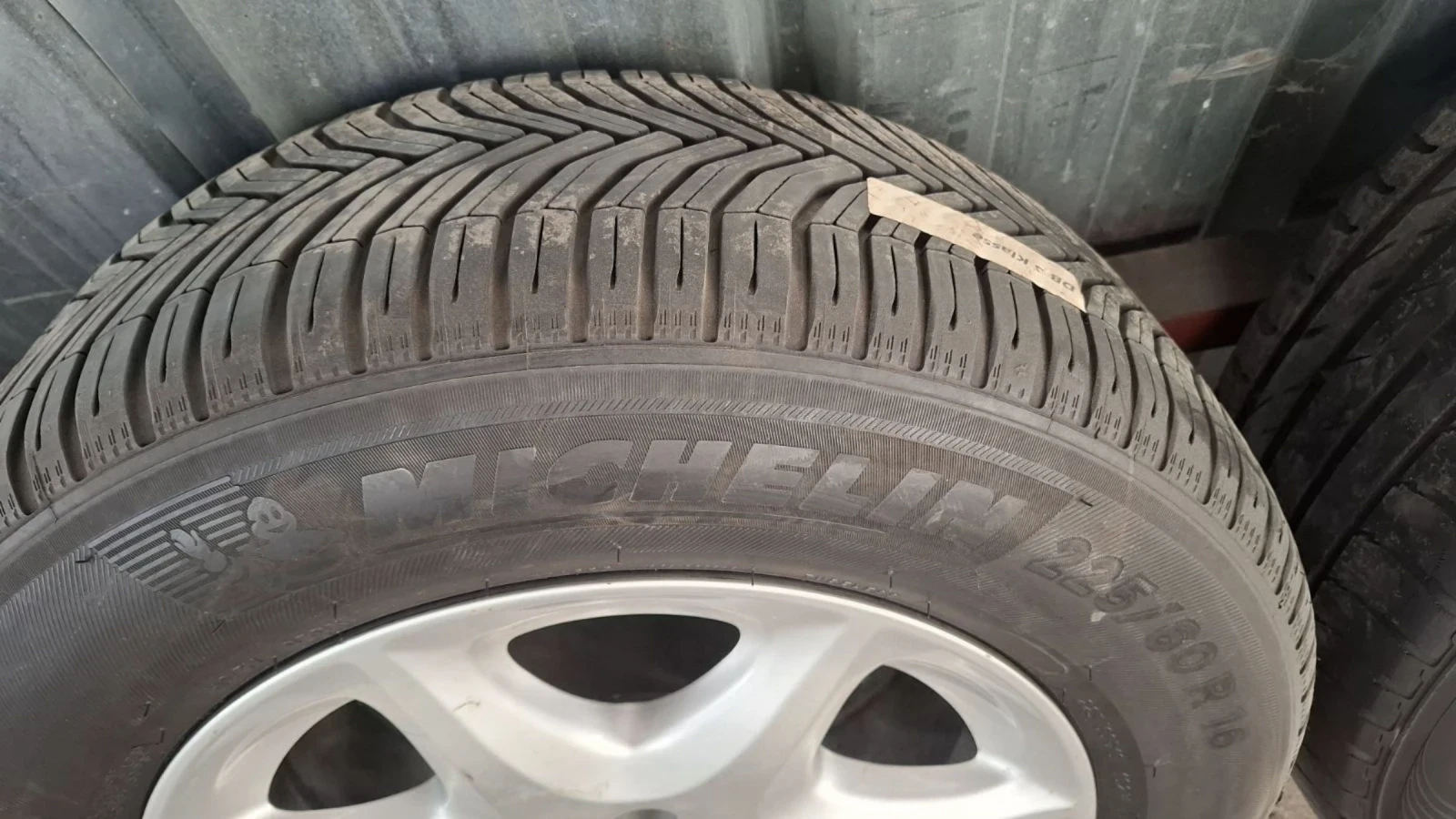    225/55R17 | Mobile.bg   2