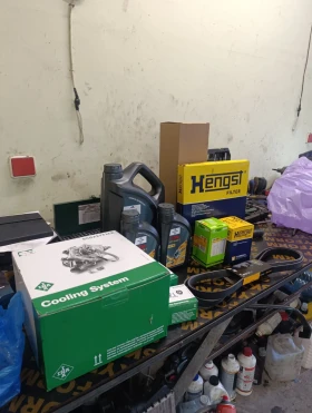 Mercedes-Benz E 220, снимка 17