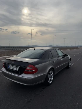 Mercedes-Benz E 220, снимка 4