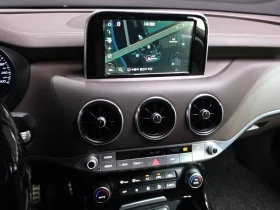 Kia Stinger 3.3 AWD GT - САМО 30% АВАНС, снимка 15