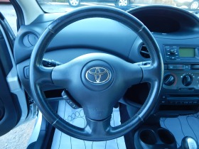 Toyota Yaris 1.0i* ЕВРО4* , снимка 13