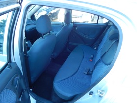 Toyota Yaris 1.0i* ЕВРО4* , снимка 16