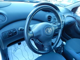 Toyota Yaris 1.0i* ЕВРО4* , снимка 12