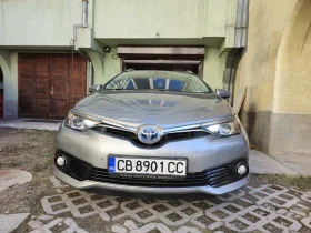 Toyota Auris Hybrid, снимка 2