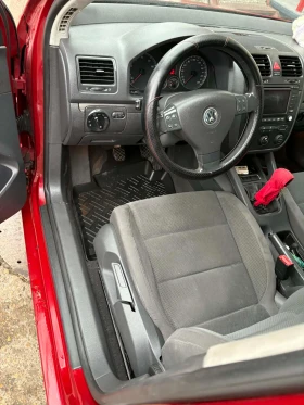 VW Golf - 2800 € / 5476.32 лв. - 18470954 7