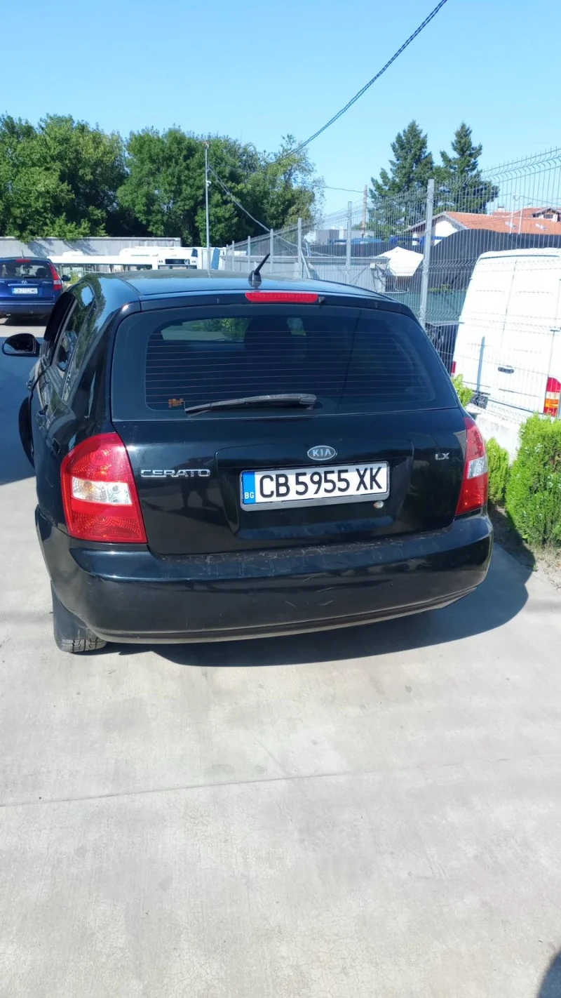 Kia Cerato, снимка 2 - Автомобили и джипове - 47261781