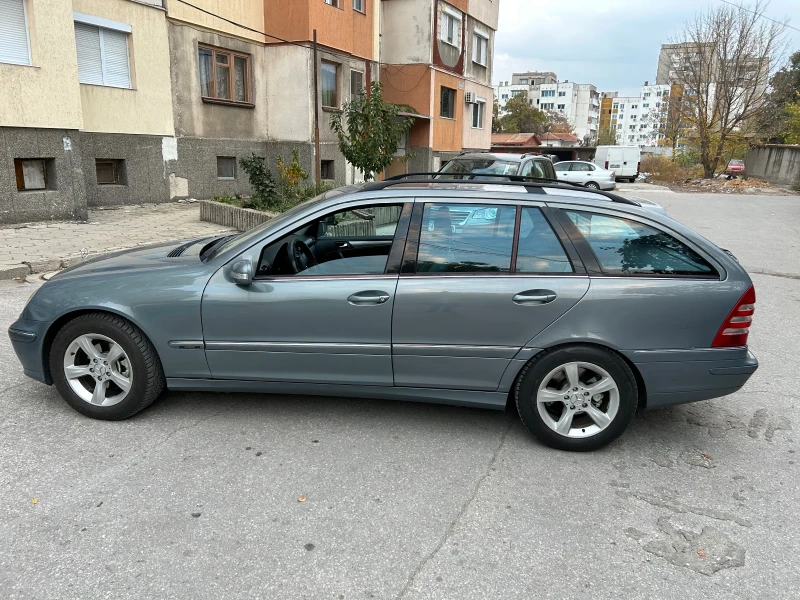 Mercedes-Benz C 220, снимка 1 - Автомобили и джипове - 47819917