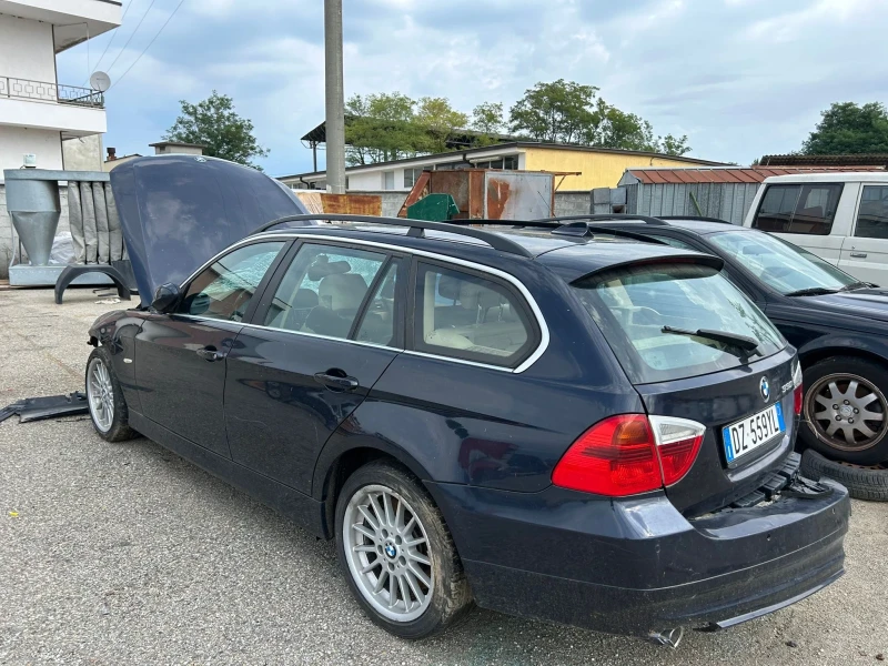 BMW 330, снимка 1 - Автомобили и джипове - 48168658