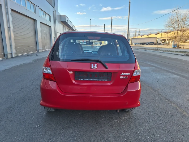 Honda Jazz 1, 2 82к.с. ТОП, серв.кн. + зимни г.с дж., снимка 6 - Автомобили и джипове - 48635917