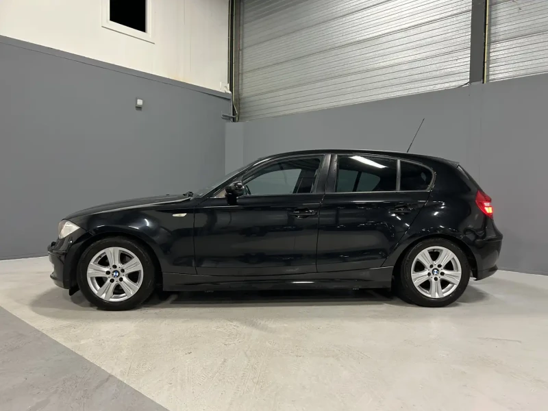 BMW 118, снимка 4 - Автомобили и джипове - 48837901