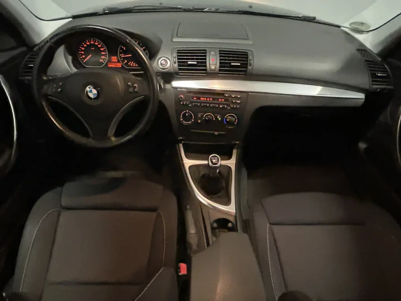 BMW 118, снимка 6 - Автомобили и джипове - 48837901