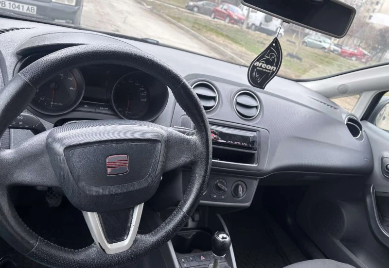 Seat Ibiza, снимка 9 - Автомобили и джипове - 49126040