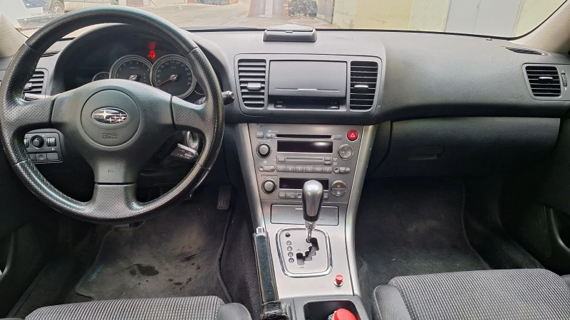 Subaru Outback, снимка 13 - Автомобили и джипове - 49209377