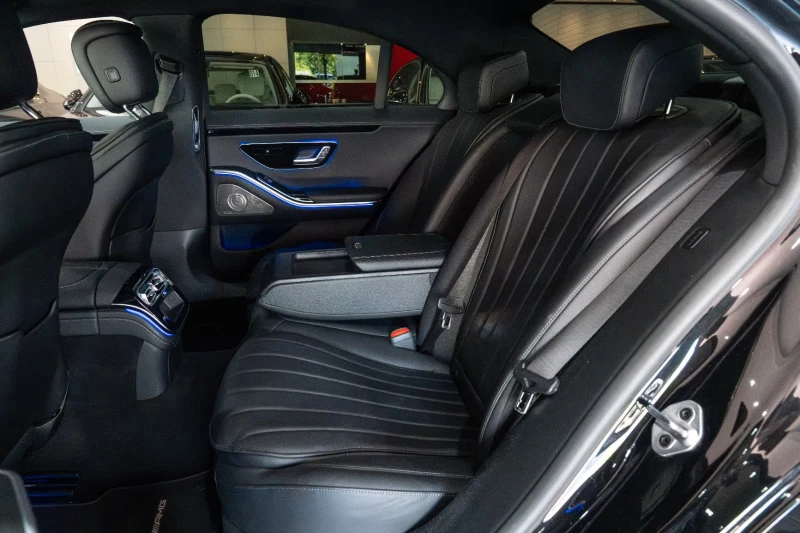 Mercedes-Benz S 400 d/4MATIC/330HP/AMG-LINE/LIM./NIGHT/BURM/LED/465fpr, снимка 16 - Автомобили и джипове - 51127849