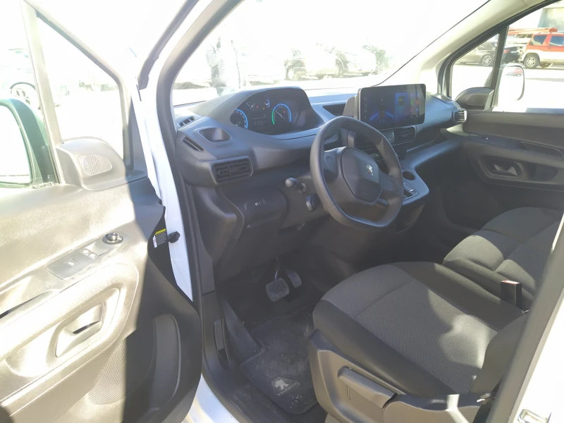 Peugeot Partner 50KWh N1, снимка 11 - Автомобили и джипове - 52089308