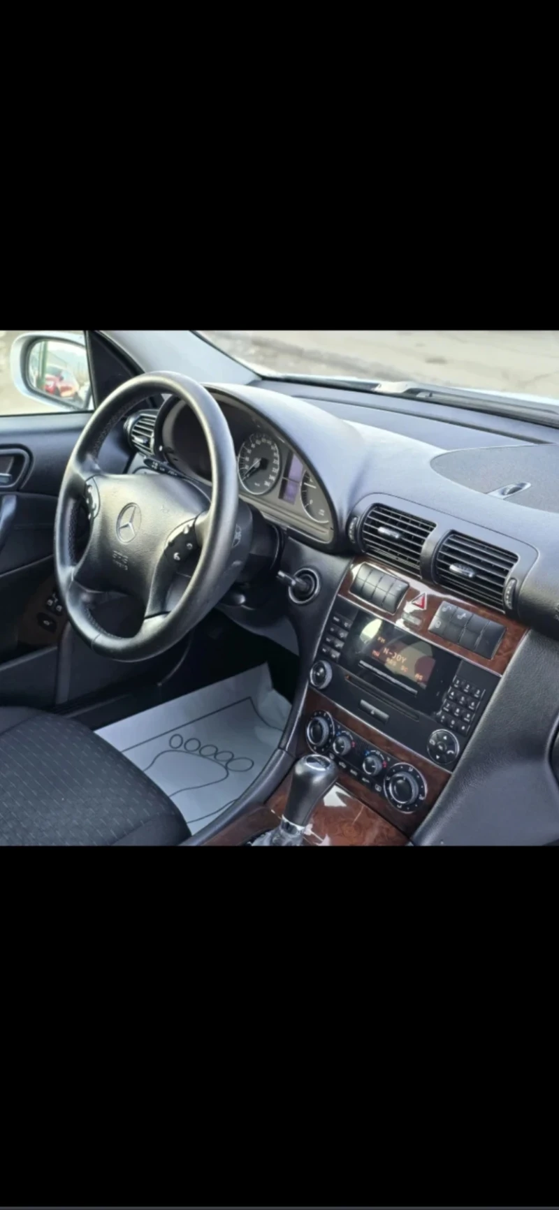 Mercedes-Benz C 220, снимка 6 - Автомобили и джипове - 52793241