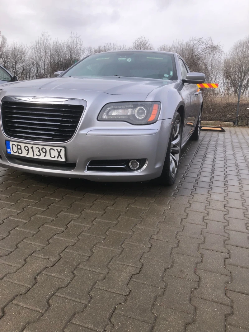 Chrysler 300c 300s, снимка 2 - Автомобили и джипове - 53113362