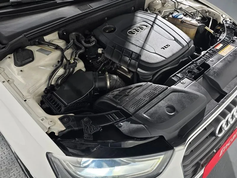 Audi A4 2.0 TDI, снимка 6 - Автомобили и джипове - 53678036