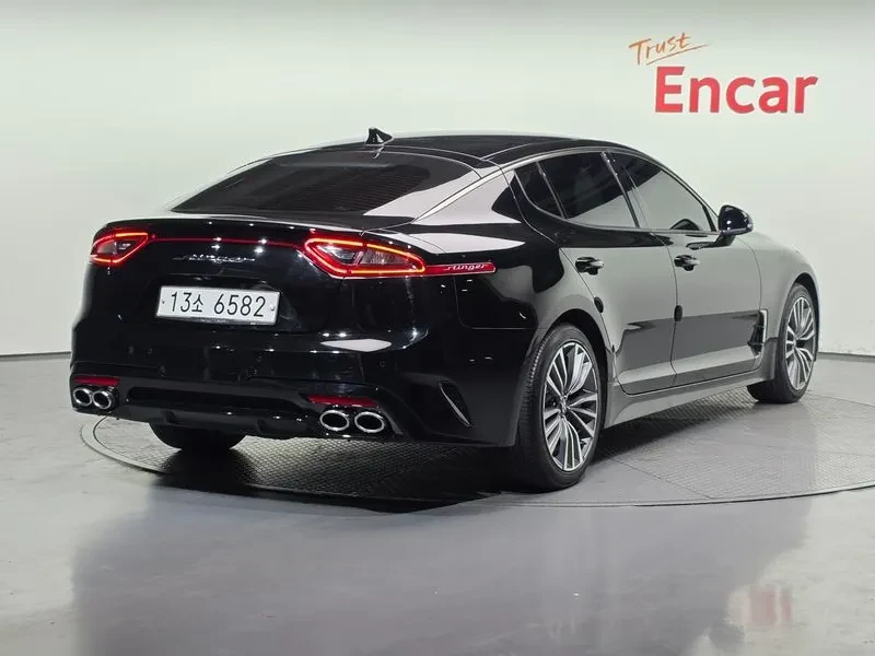 Kia Stinger 2.0 Turbo 2Wd Prime, снимка 2 - Автомобили и джипове - 55016117