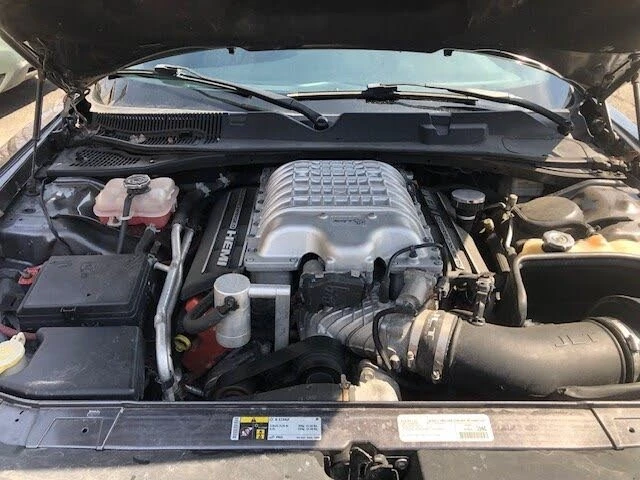 Dodge Challenger * SRT* Hellcat* RWD* KEYLESS* Camera* ПОДГРЕВ* , снимка 16 - Автомобили и джипове - 55640746