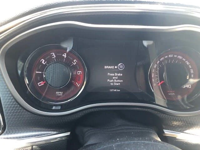 Dodge Challenger * SRT* Hellcat* RWD* KEYLESS* Camera* ПОДГРЕВ* , снимка 12 - Автомобили и джипове - 55640746