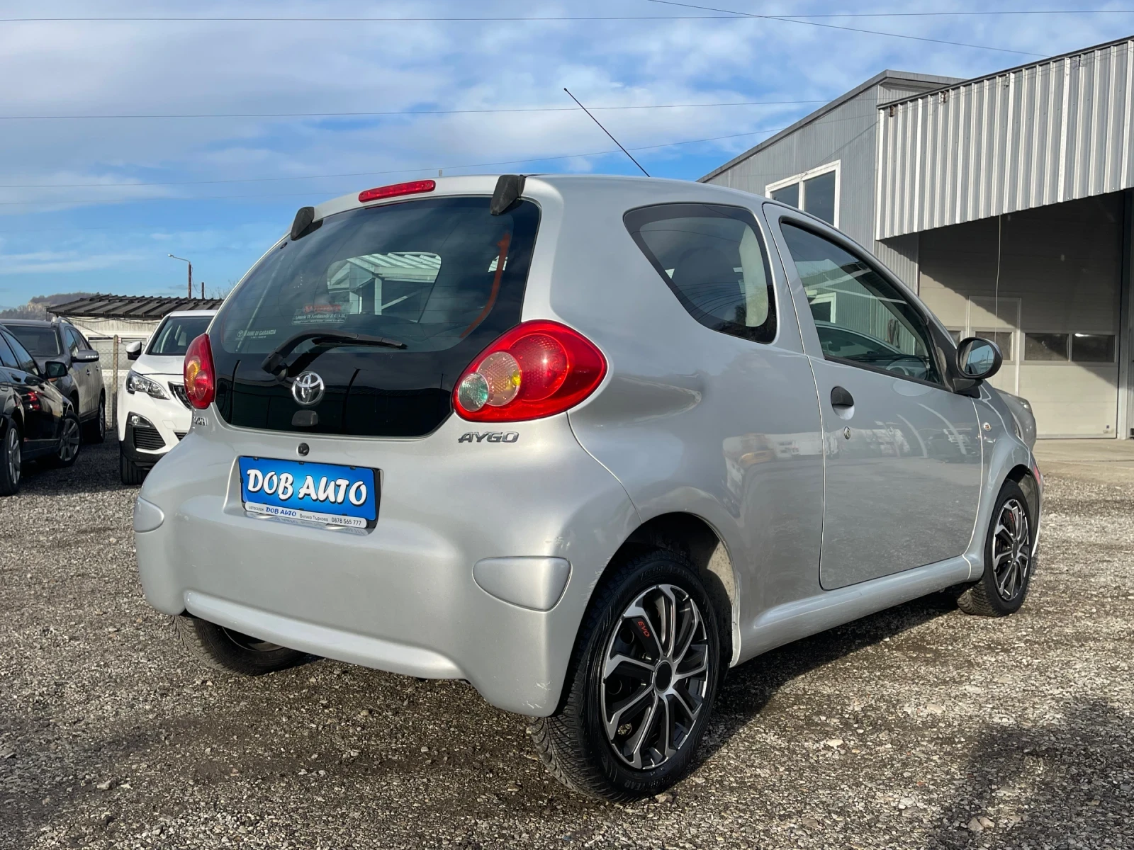 Toyota Aygo 1.0i - 68к.с-99000km! - изображение 5