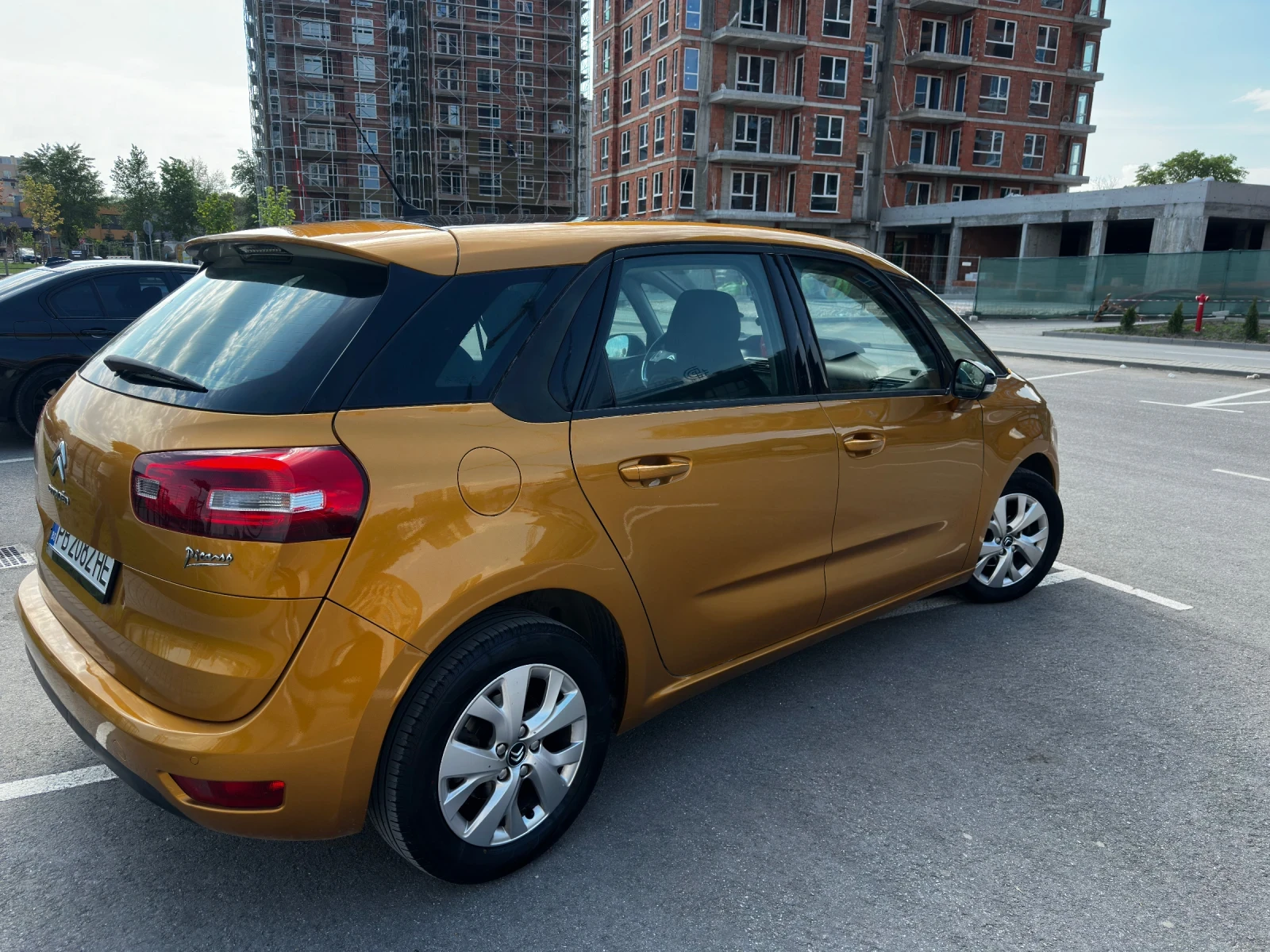 Citroen C4 Picasso 1.6 Дизел - изображение 5