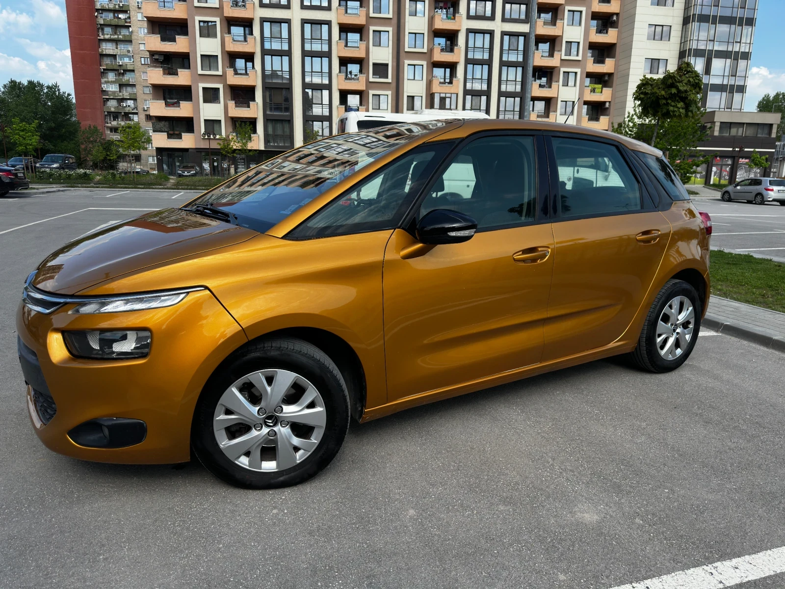 Citroen C4 Picasso 1.6 Дизел - изображение 3