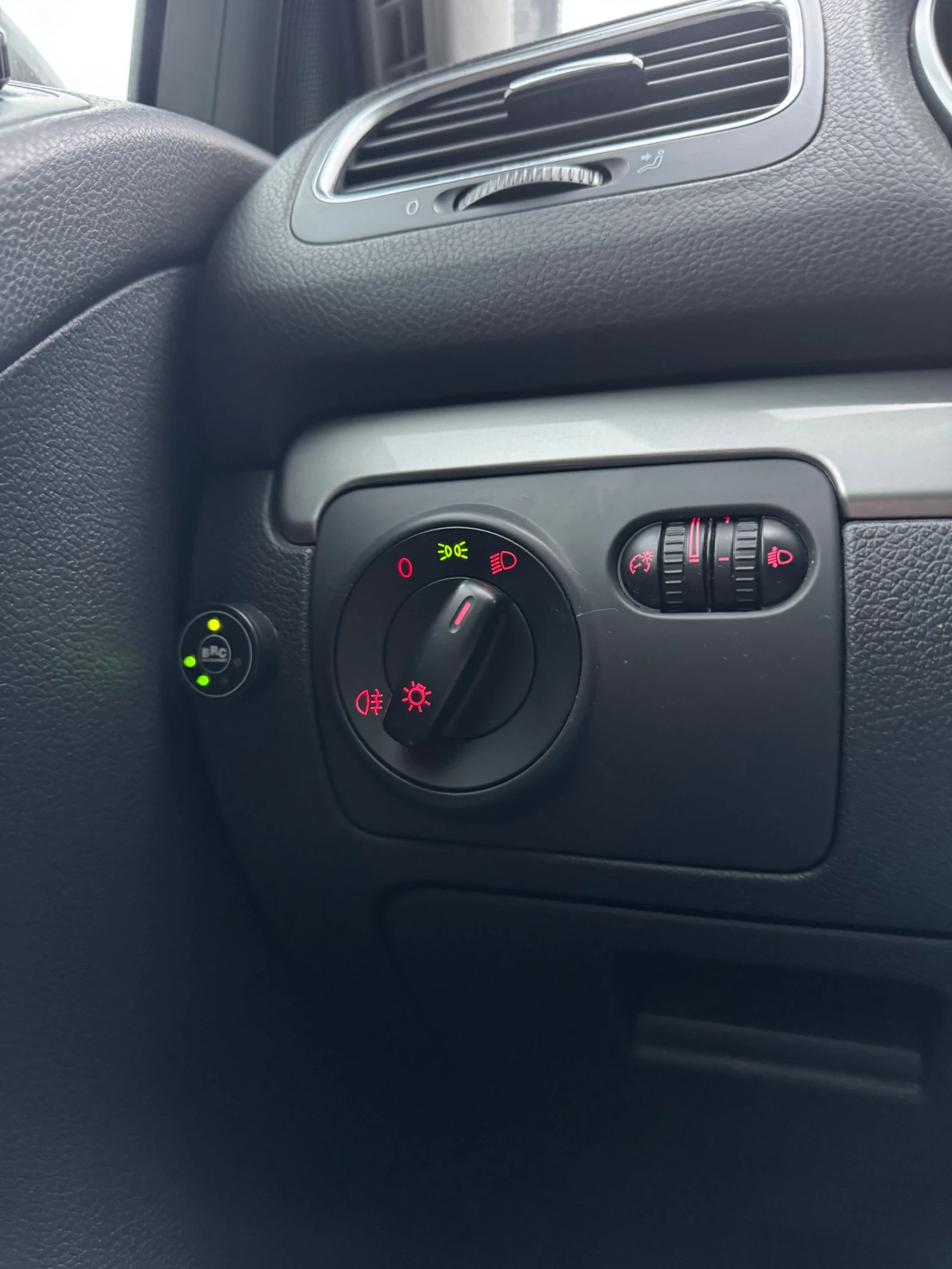 VW Golf 1.4,    | Mobile.bg   13