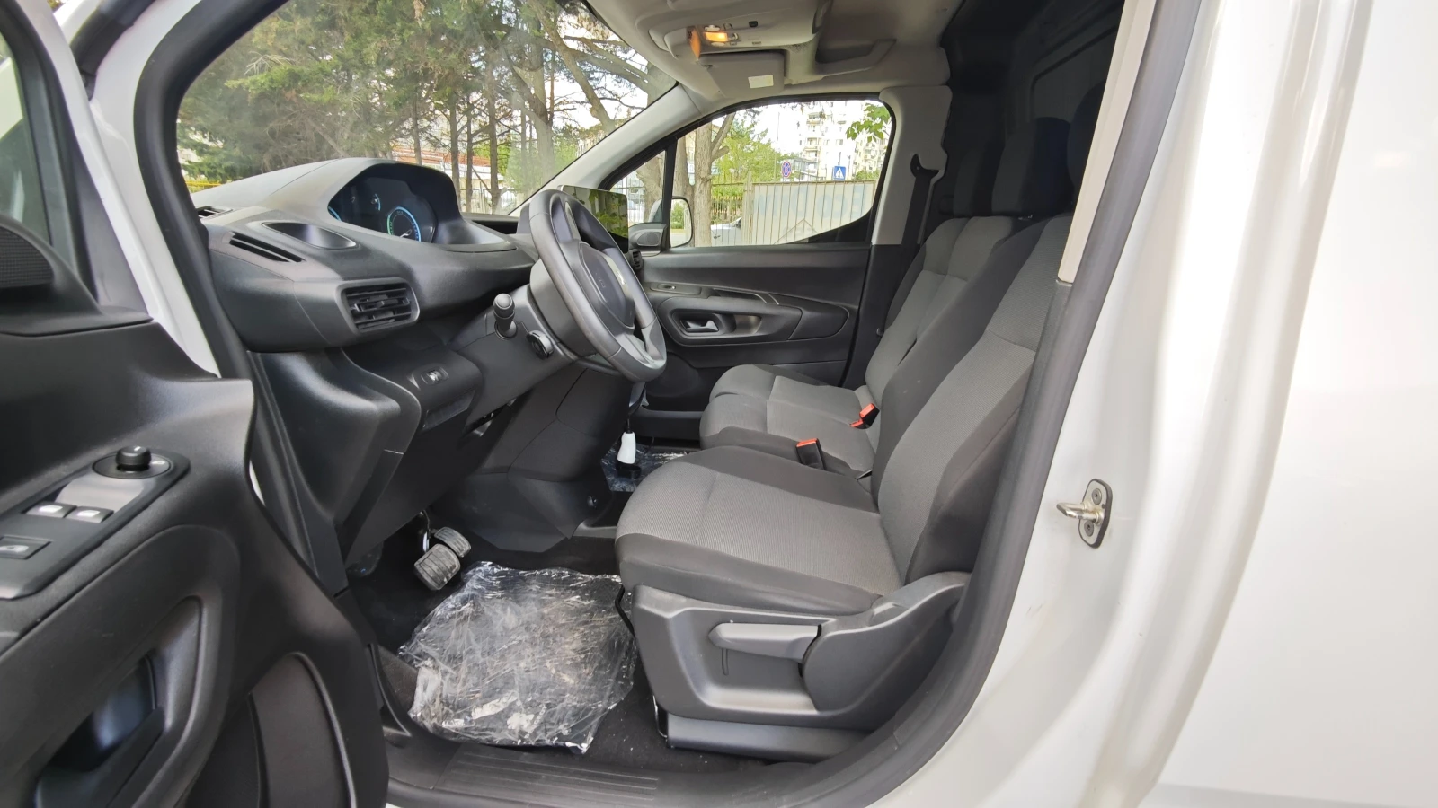 Peugeot Partner 50KWh N1 | Mobile.bg � ����������� 9