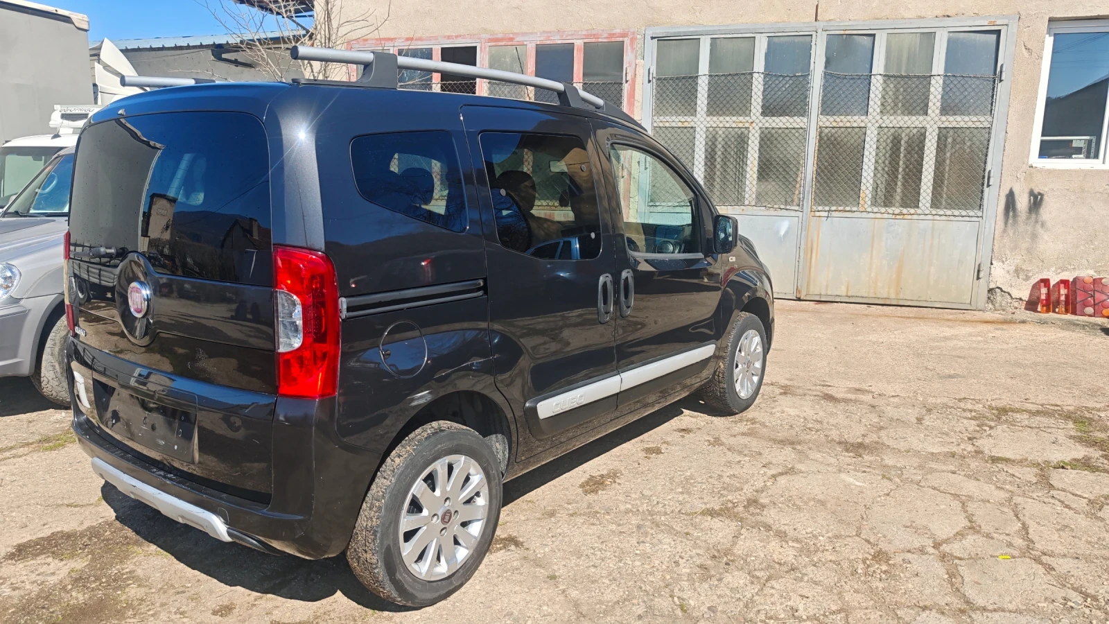 Fiat Qubo, снимка 7 - Автомобили и джипове - 53797445