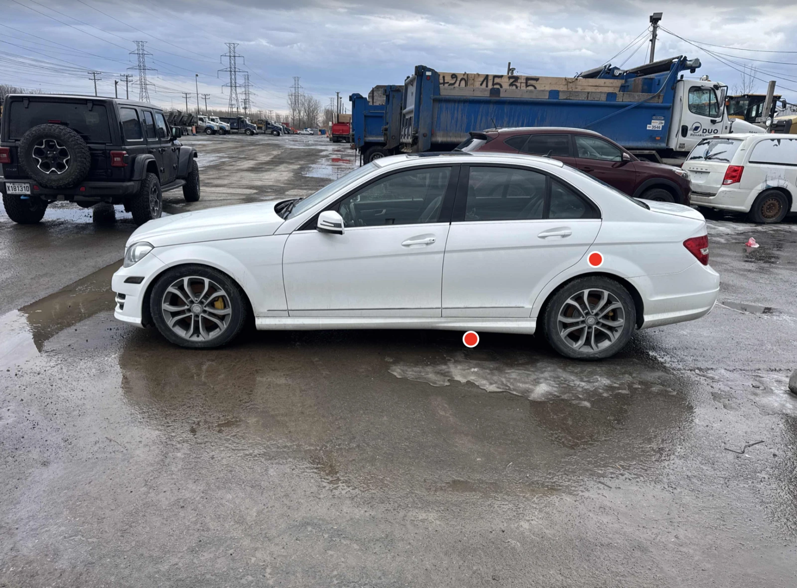 Mercedes-Benz C 300 КОжа* Подгрев* Кейлес* ВИДЕО , снимка 2 - Автомобили и джипове - 53880822