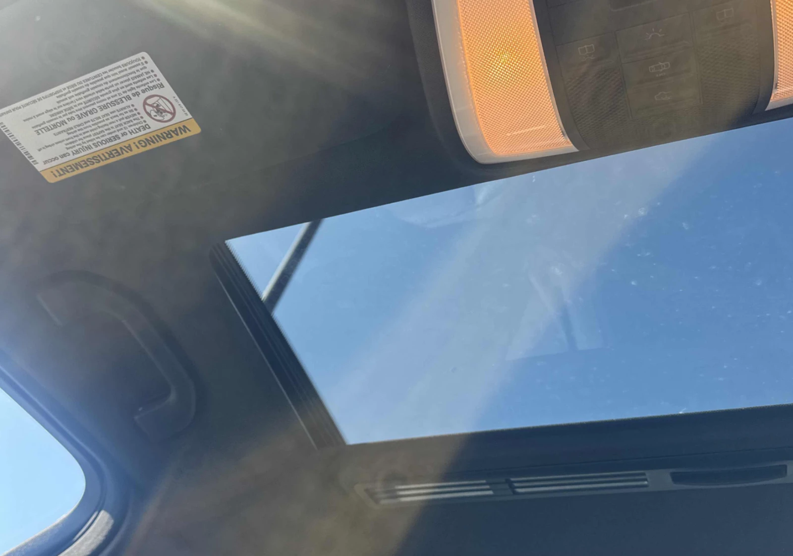 Mercedes-Benz C 300 КОжа* Подгрев* Кейлес* ВИДЕО , снимка 10 - Автомобили и джипове - 53880822