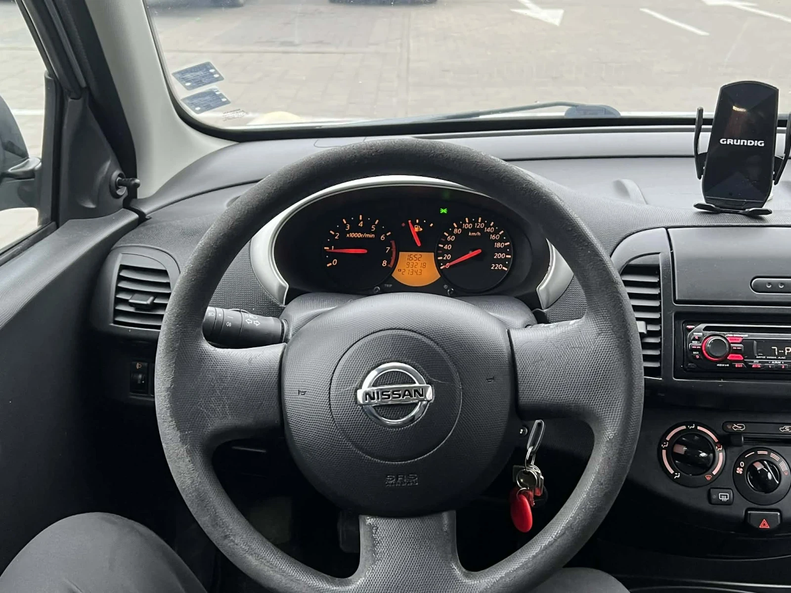 Nissan Micra, снимка 10 - Автомобили и джипове - 53952575