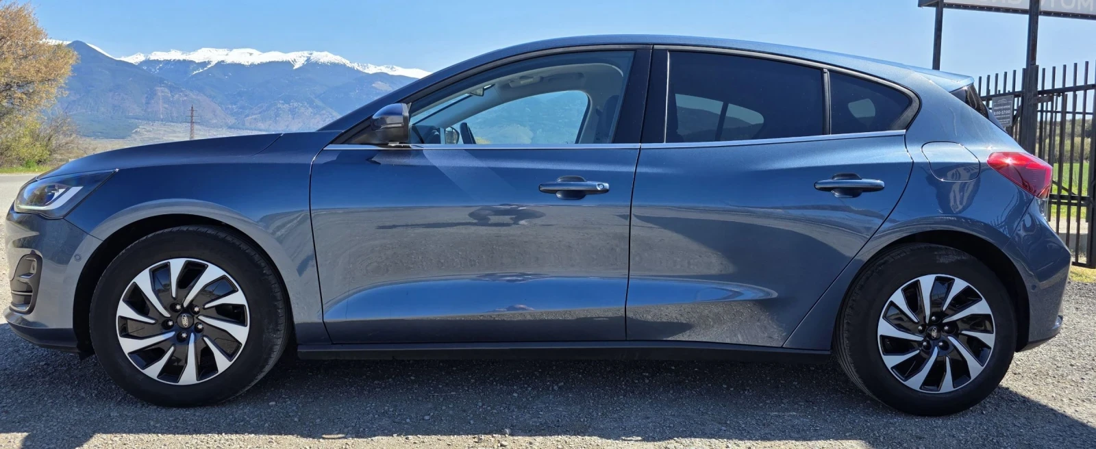 Ford Focus 1.0  EcoBoost Hybrid-125hp-Titanium, снимка 3 - Автомобили и джипове - 54135774