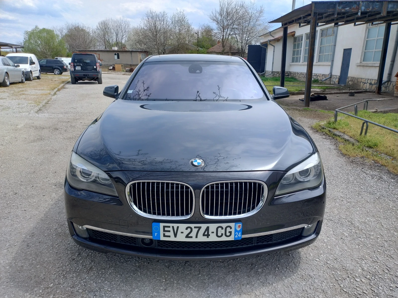 BMW 750 V8 FULL, снимка 2 - Автомобили и джипове - 54259620