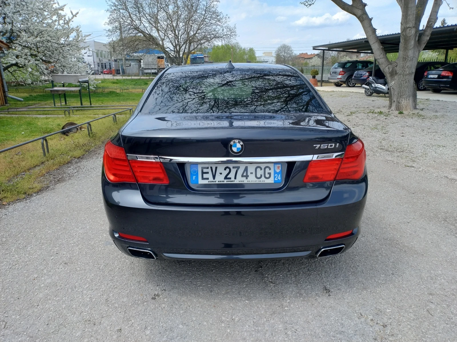 BMW 750 V8 FULL, снимка 5 - Автомобили и джипове - 54259620