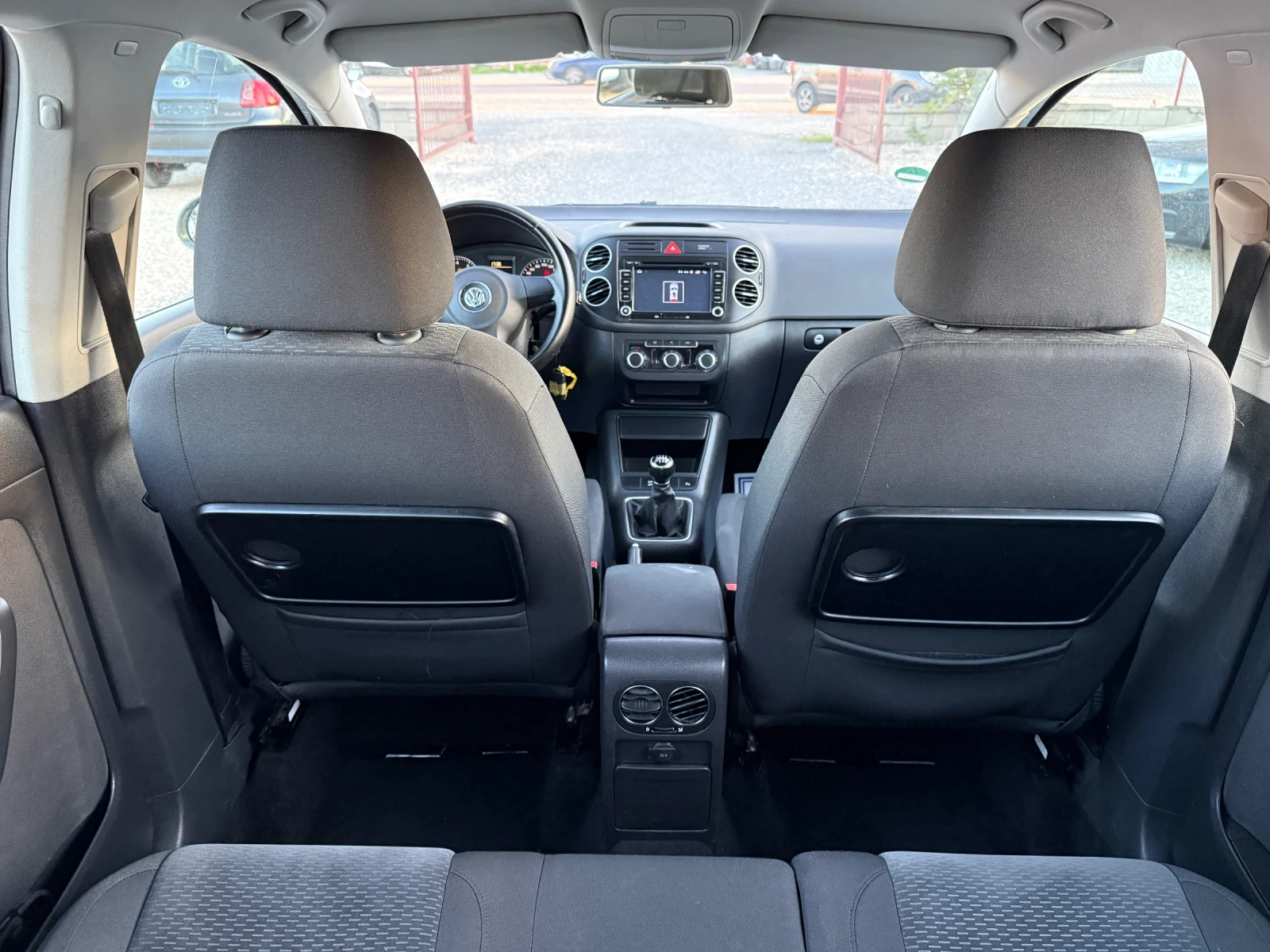 VW Golf Plus 1.4 TSI, снимка 12 - Автомобили и джипове - 54335881