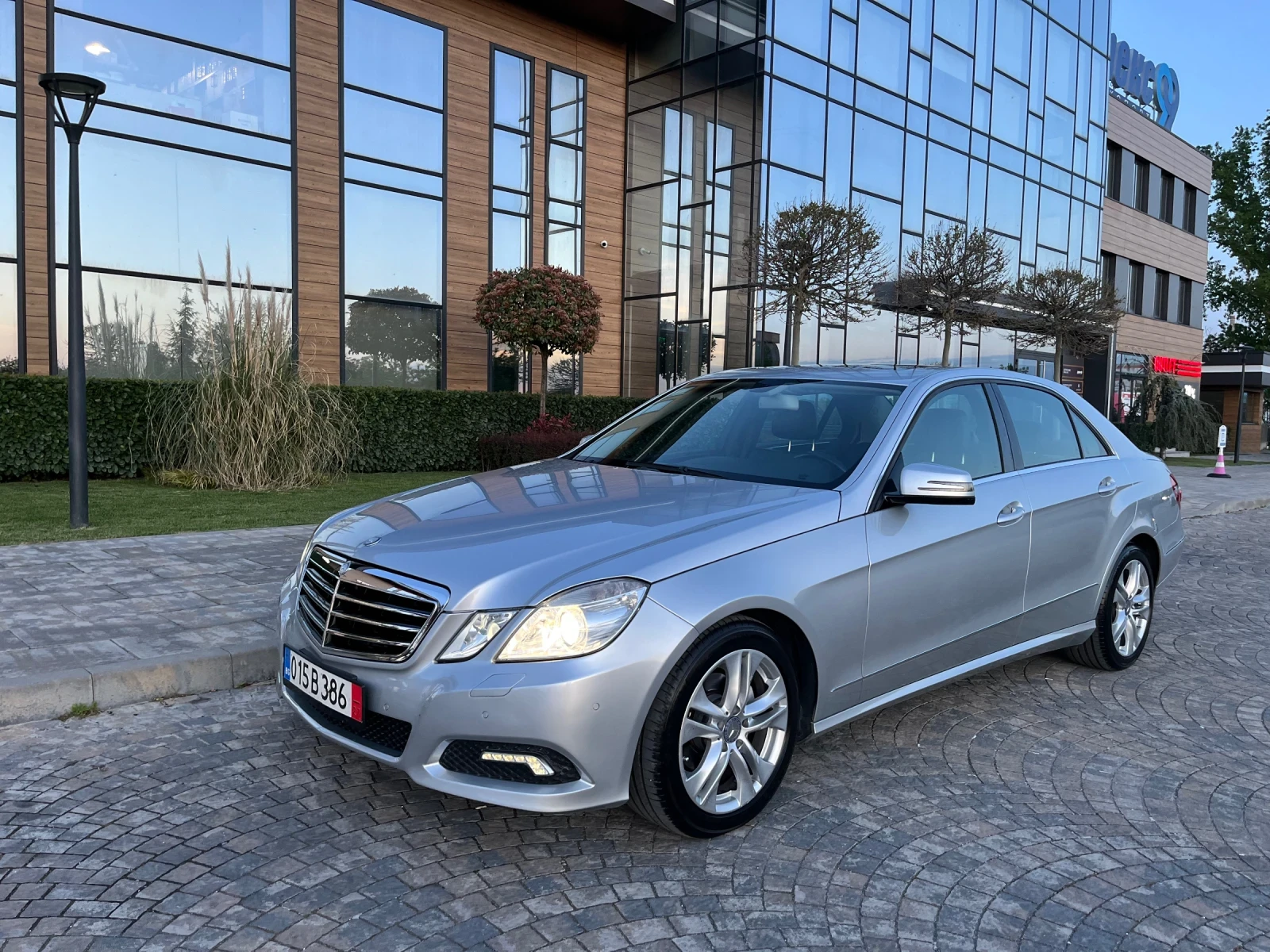 Mercedes-Benz E 220 2.2 170�.�.* 154200��.* �������� ��������� ������� | Mobile.bg � ����������� 7