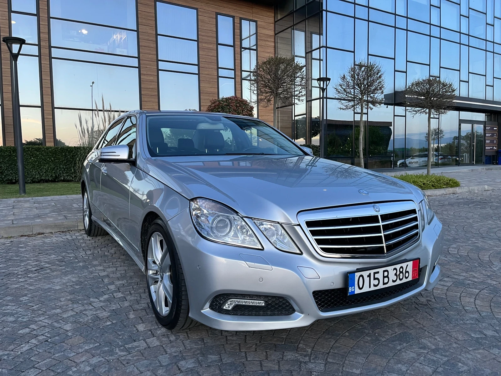 Mercedes-Benz E 220 2.2 170�.�.* 154200��.* �������� ��������� ������� | Mobile.bg � ����������� 3