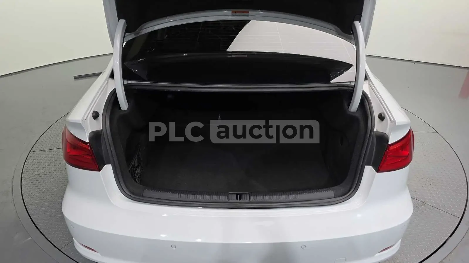 Audi A3 | S-TRONIC| ЕЛ.СЕДАЛКИ| ВКЛ.ТЕХНОТЕСТ| , снимка 15 - Автомобили и джипове - 54631884