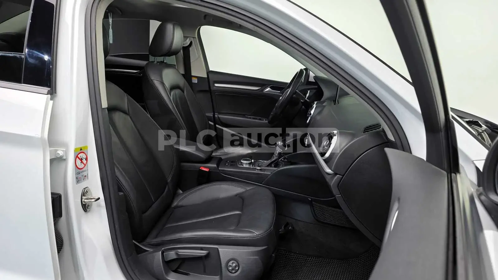 Audi A3 | S-TRONIC| ЕЛ.СЕДАЛКИ| ВКЛ.ТЕХНОТЕСТ| , снимка 10 - Автомобили и джипове - 54631884