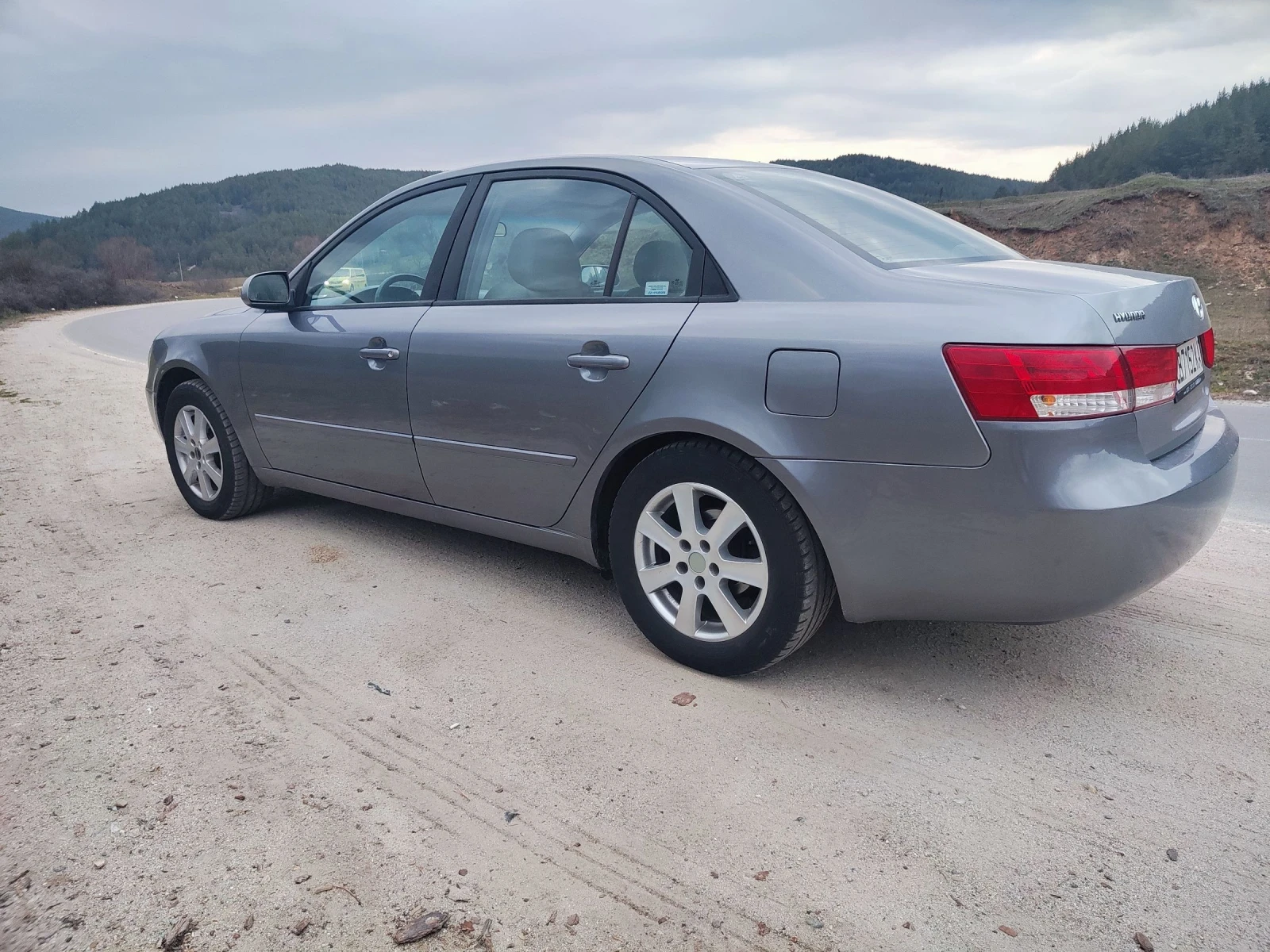 Hyundai Sonata 2.4 LPG, снимка 11 - Автомобили и джипове - 55102628