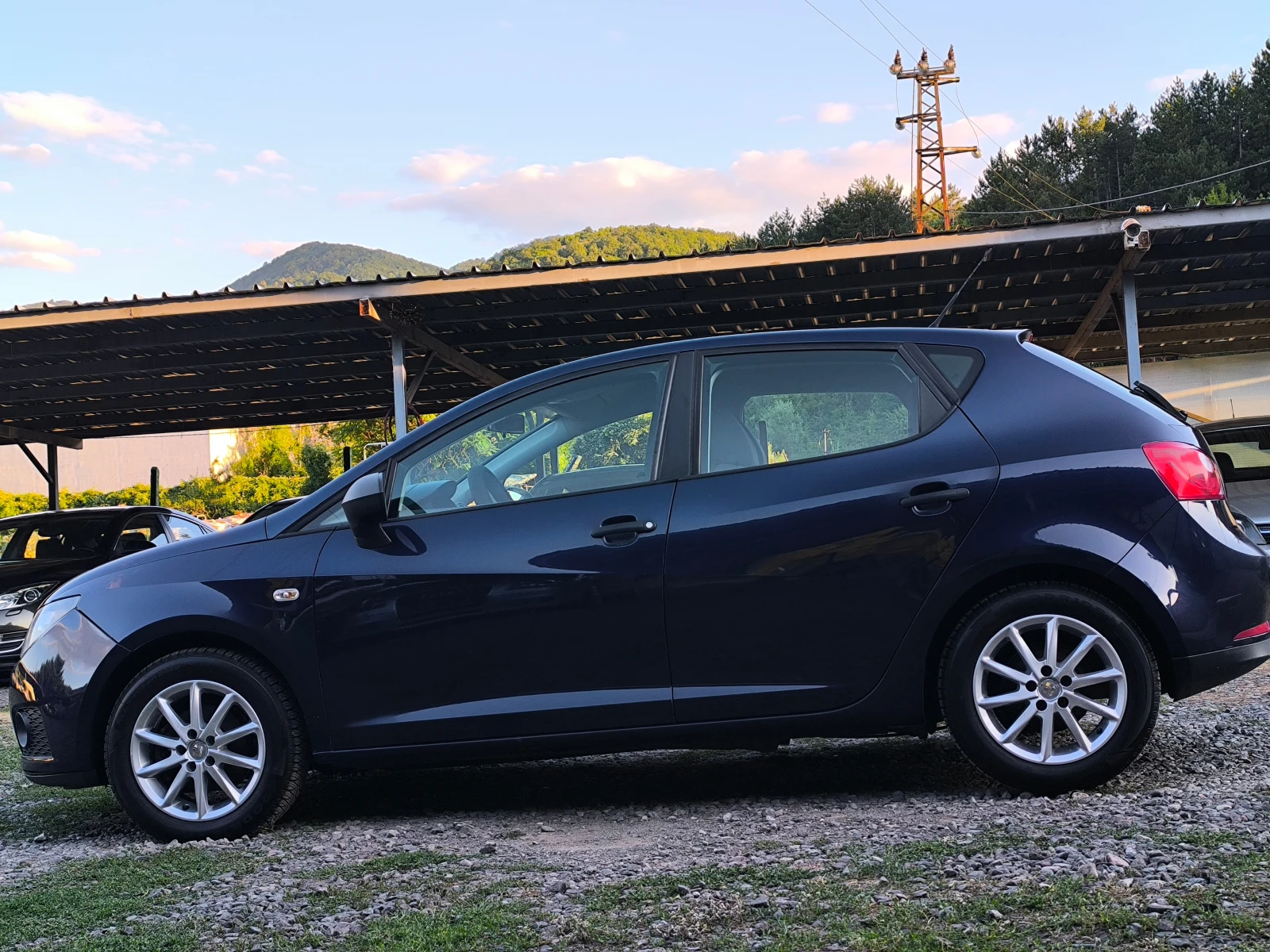 Seat Ibiza -1.4i-85кс(старият двигател)-КЛИМАТИК-EURO 5 !!!, снимка 6 - Автомобили и джипове - 55242008